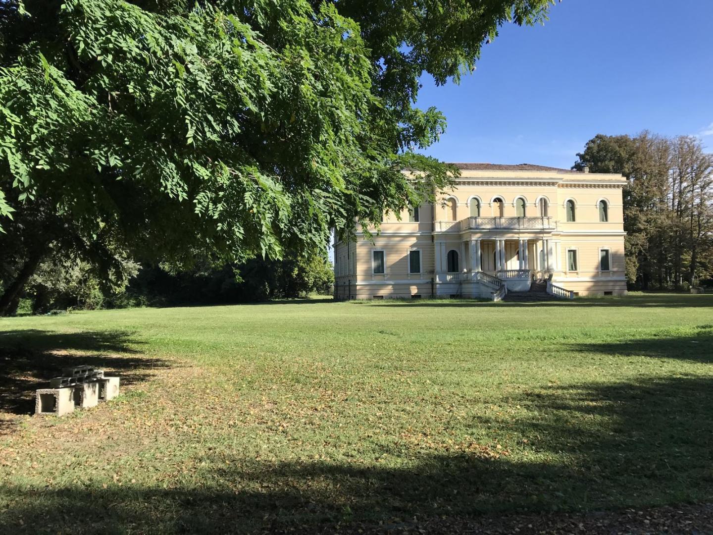 Villa Ferrara kaufen (2)